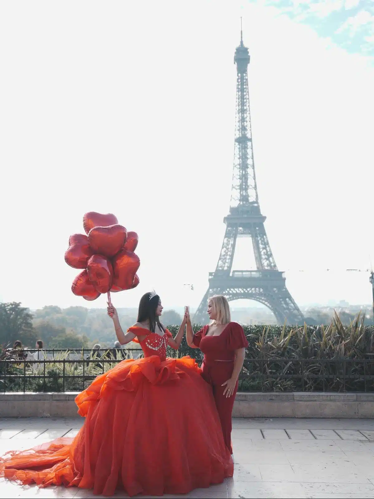 Sesión Fotográfica 15añera en París: 2 Locaciones (2 horas) - Imagen 4