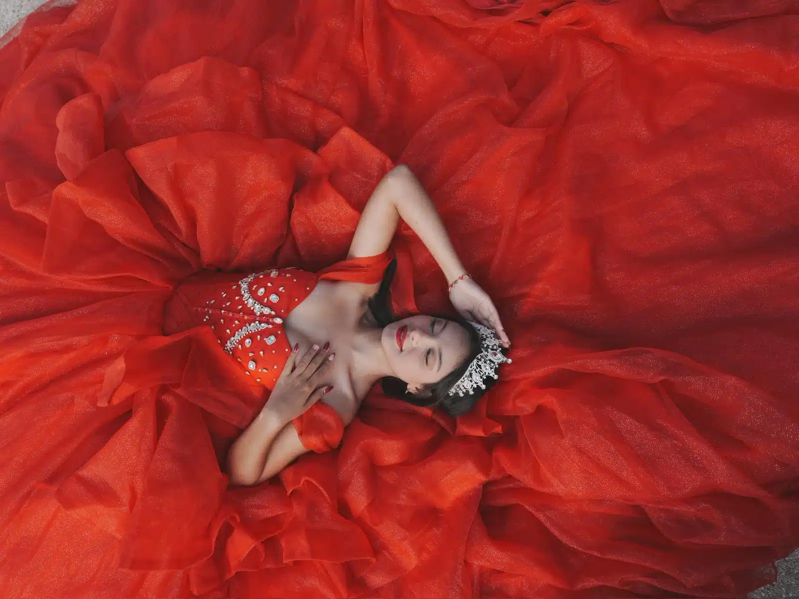 Sesión Fotográfica 15añera en París: 2 Locaciones (2 horas) - Imagen 6